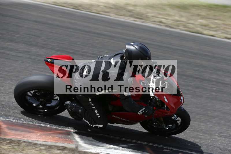 /21 17.06.2026  Ducati Schweiz Track Warmup ADR/Gruppe gelb/19